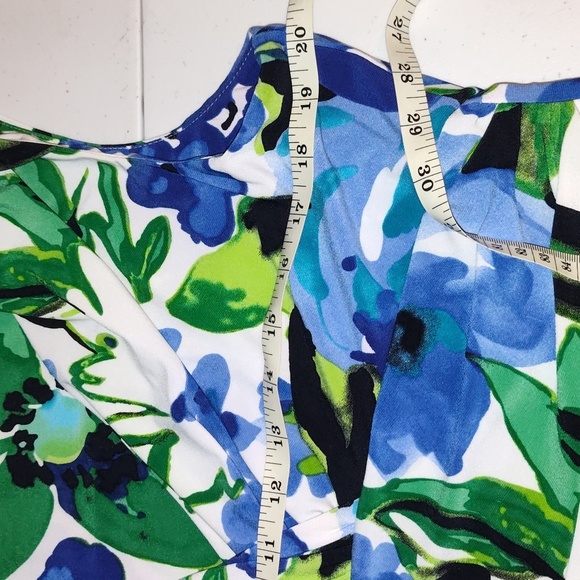 Lauren Ralph Lauren faux wrap dress. Size 16 Beautiful colors. - Picture 6 of 10